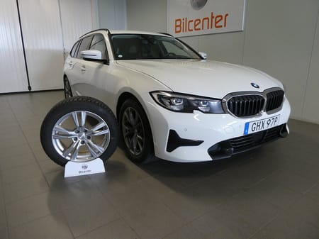 BMW 320d xDrive Touring Sport line Aut-Drag-Navi-Rattvärme-Adaptiv-SoV