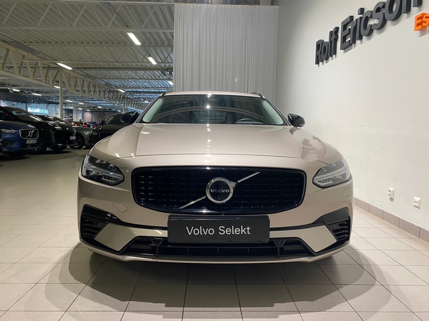 Bild 2 av Volvo V90 Recharge T6 Plus Dark