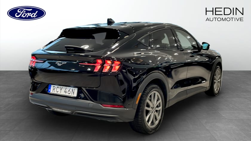 Bild 2 av Ford Mustang Mach-E Standard Range RWD (440km/WLTP) Teknikpaket