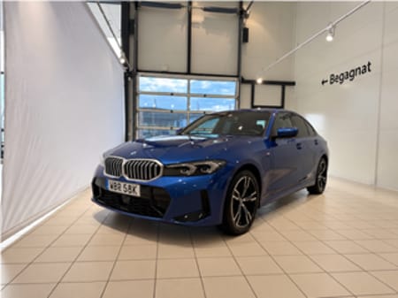 BMW 330e Sedan