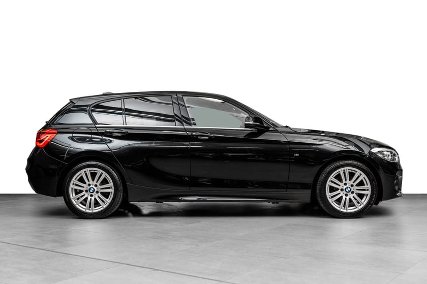 Bilde 5 av BMW 118d xDrive 5-dørs 2 x M-sport/Cruise/Sensor/Adaptiv-LED/DAB/Ratt-v