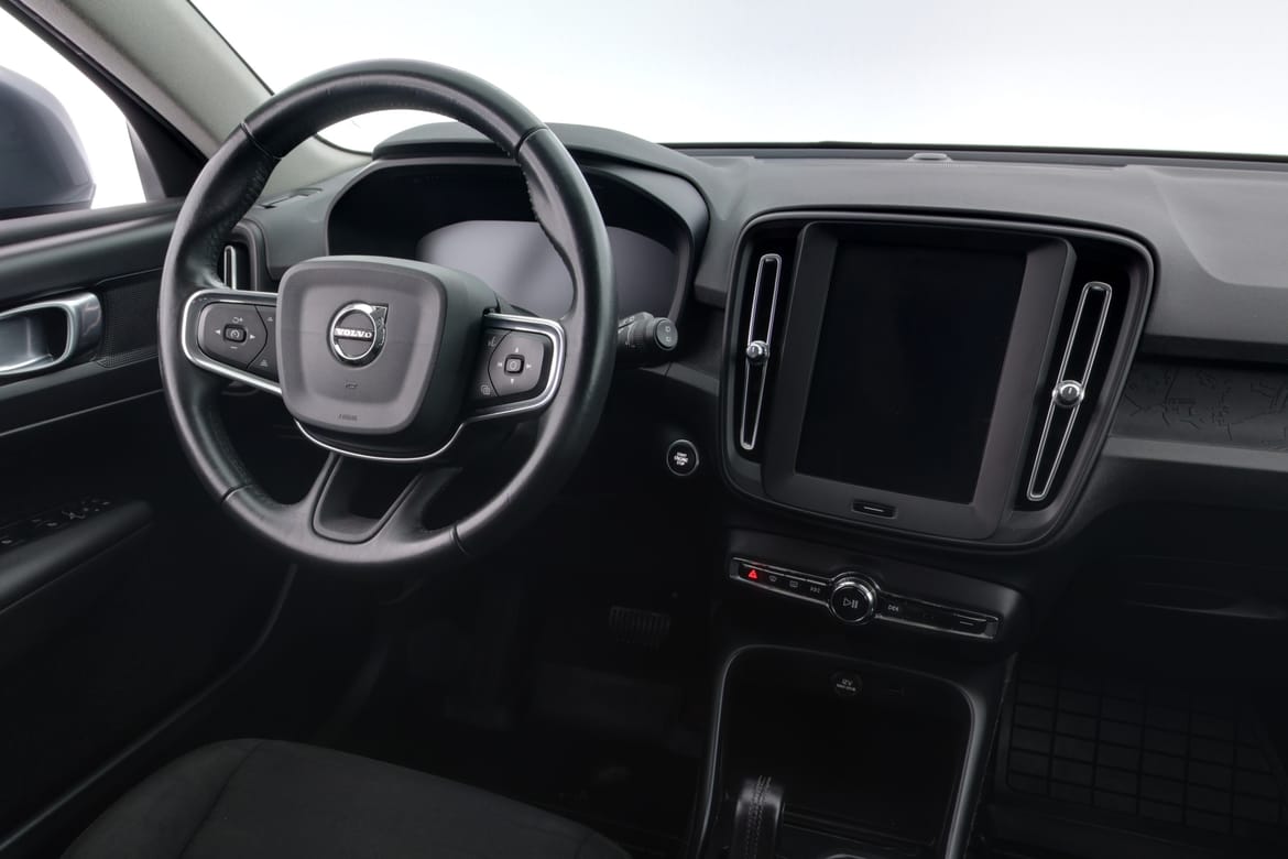 Volvo XC40 2019 - miniatyr 8