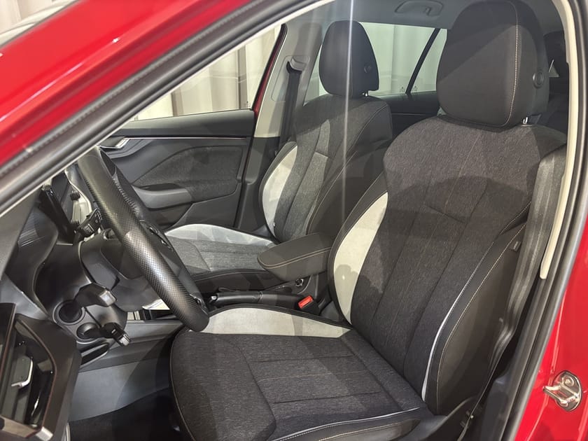 Bild 4 av Škoda Kamiq STYLE 1,0 TSI 110 HK 7 VXL DSG STY TS8