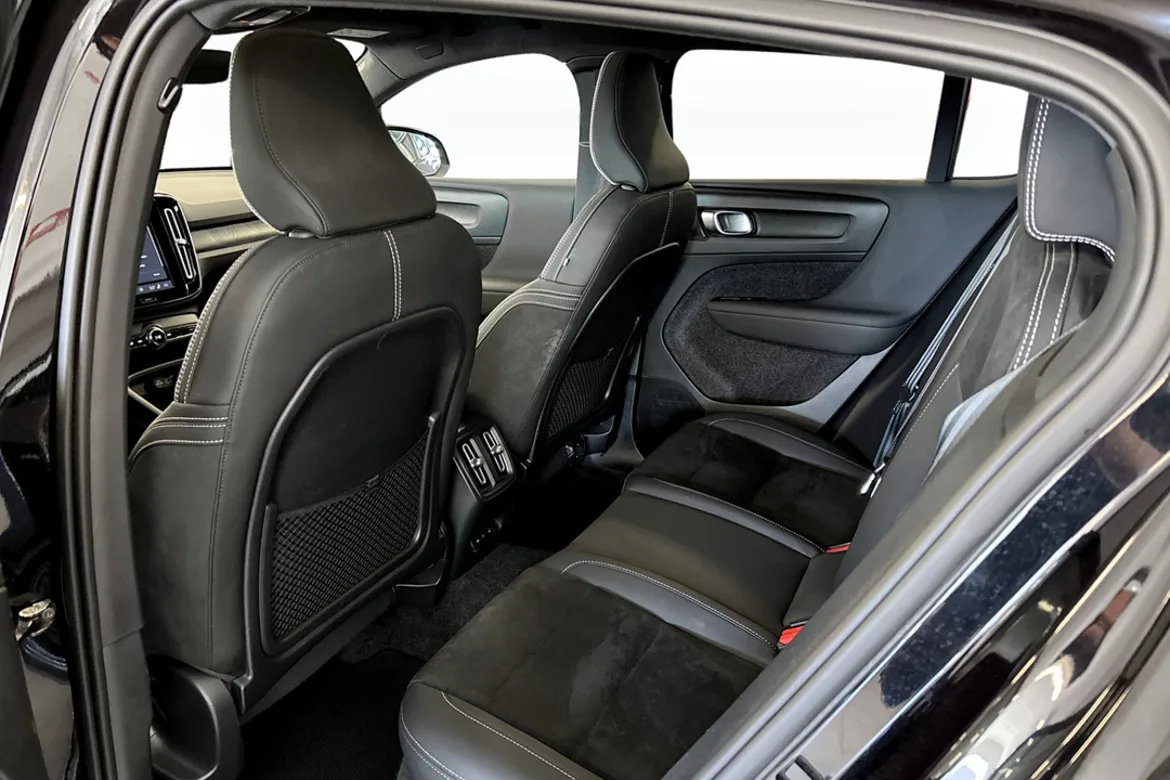 Volvo C40 Recharge Twin