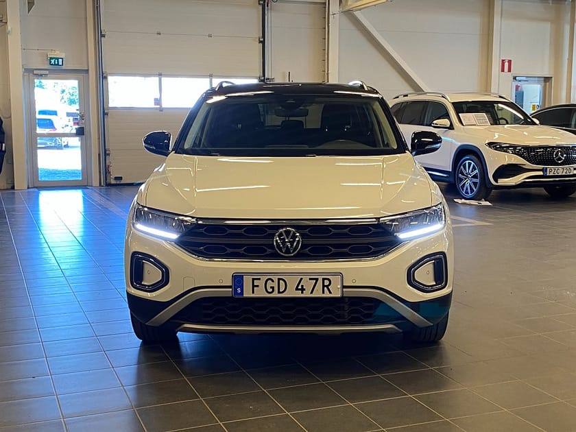 Bild 2 av Volkswagen T-Roc 1.5 TSI, ACT, DSG, Base,