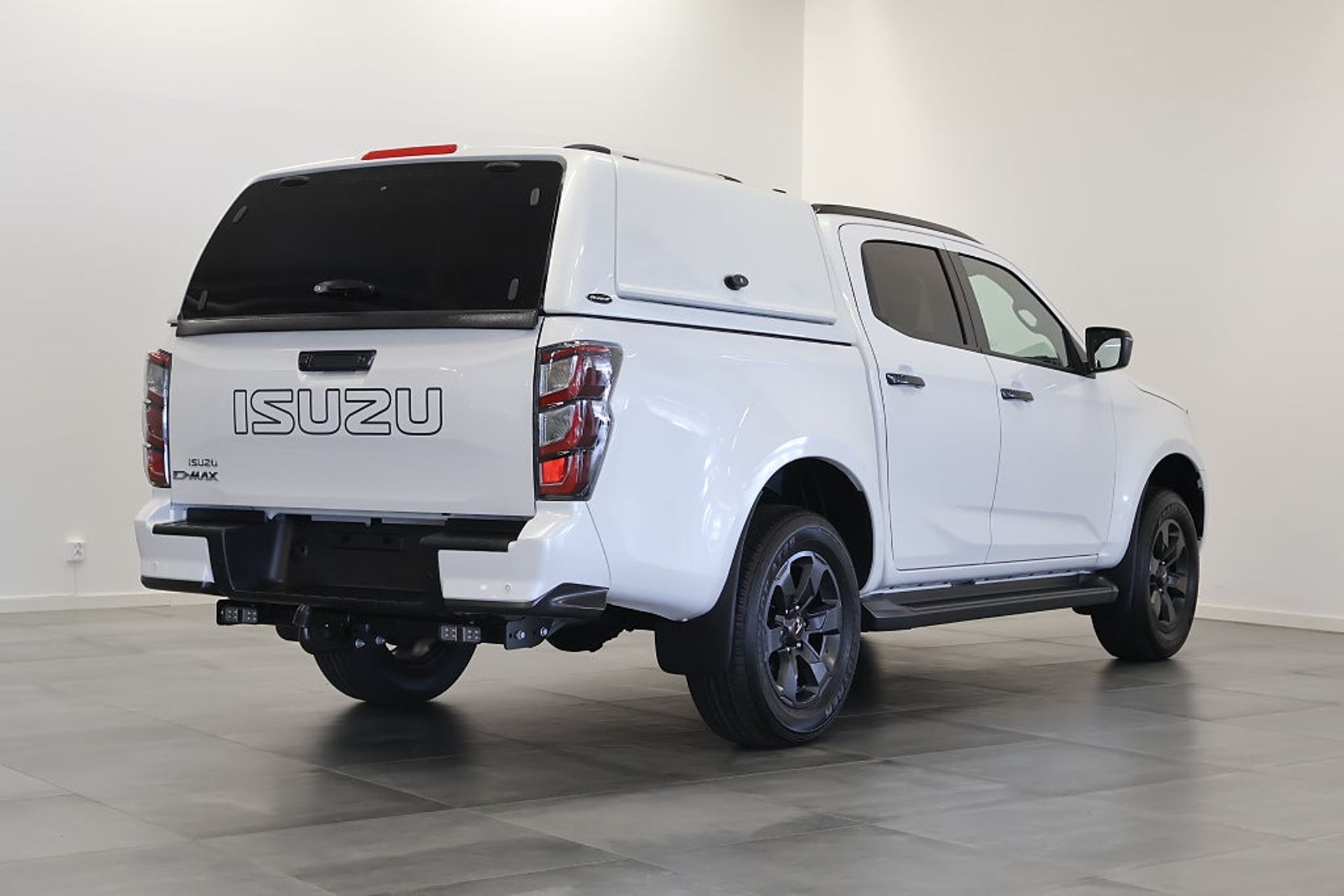 Isuzu D-max Crew Cab 1.9 CNG 4WD 2024, bild 3/10