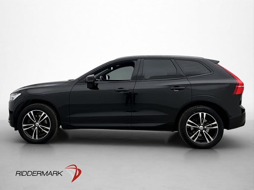 Bild 1 av Volvo XC60 B5 250hk Momentum VOC P-Värm Skinn Drag Carplay