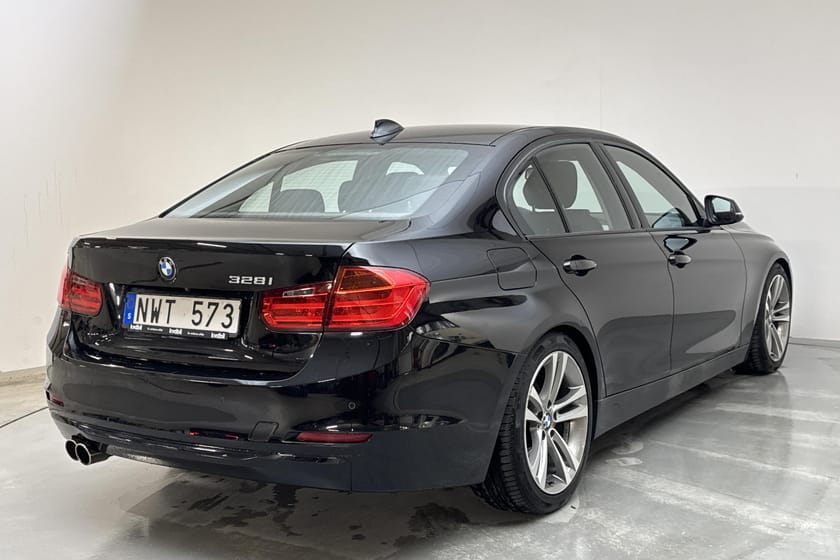 Bild 3 av BMW 328i Sedan 328 Sedan, F30 (245hk) Sport Line Backkamera