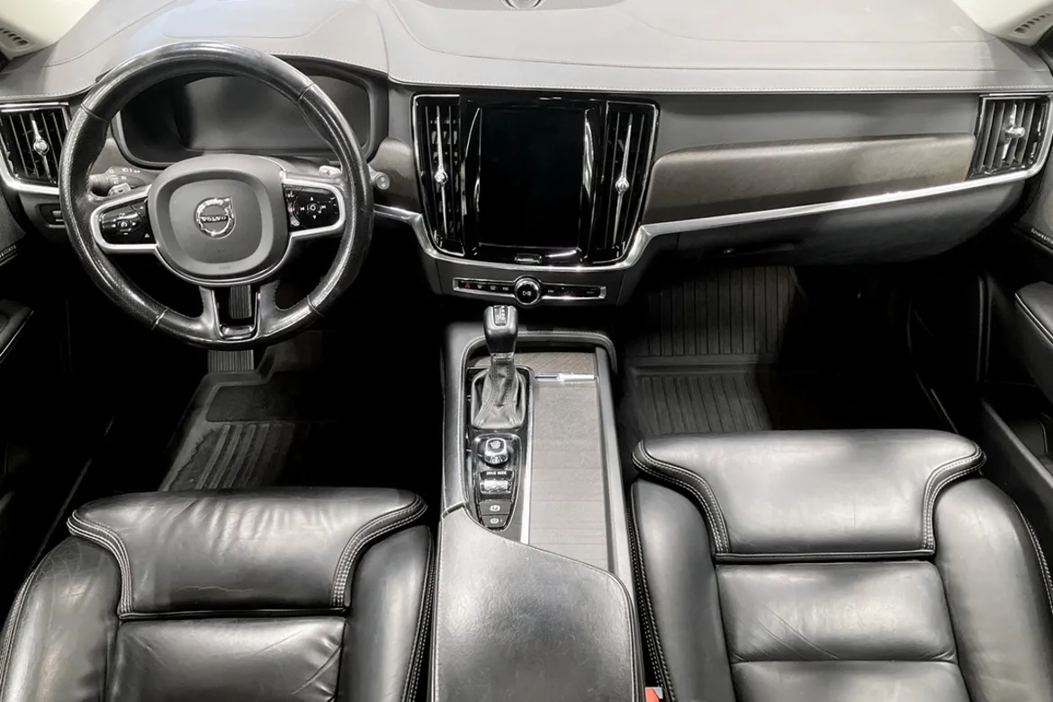 Volvo V90 Cross Country