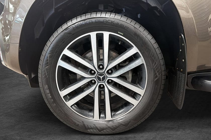 Bild 2 av Mercedes-Benz X 350 d 4MATIC 7G Euro 6 (258hk) Drag M-värm Navi Kamera