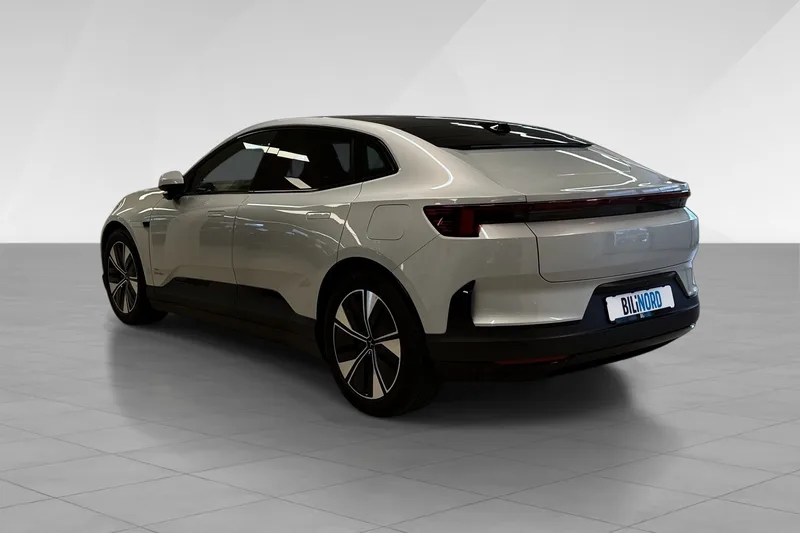 Polestar 4 Long Range Dual motor bilde 4