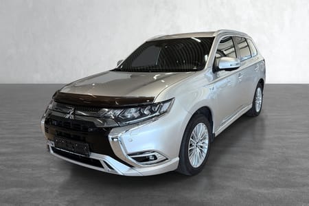 Mitsubishi Outlander PHEV Instyle + Norsk Bil