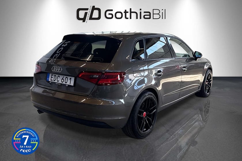 Bild 5 av Audi A3 Sportback 1.6 TDI S Tronic PDC MMI Endast 3 brukare Nyservad