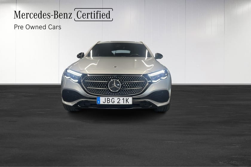 Bild 2 av Mercedes-Benz E 300 de 4MATIC All-Terrain – Avantgarde Advanced Plus