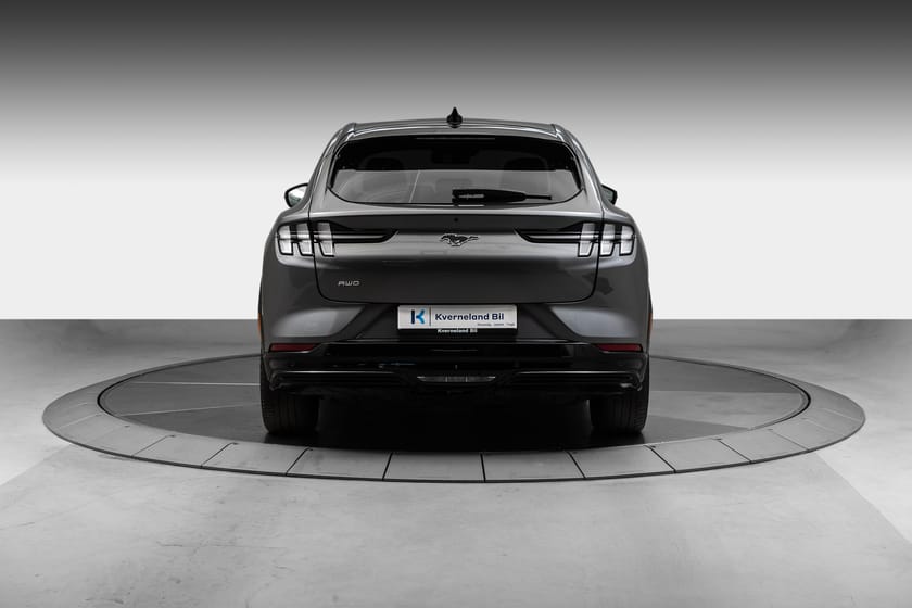 Bilde 4 av Ford Mustang Mach-E Long Range AWD 540WLTP , Krok, Serviceavtale, Pano ++