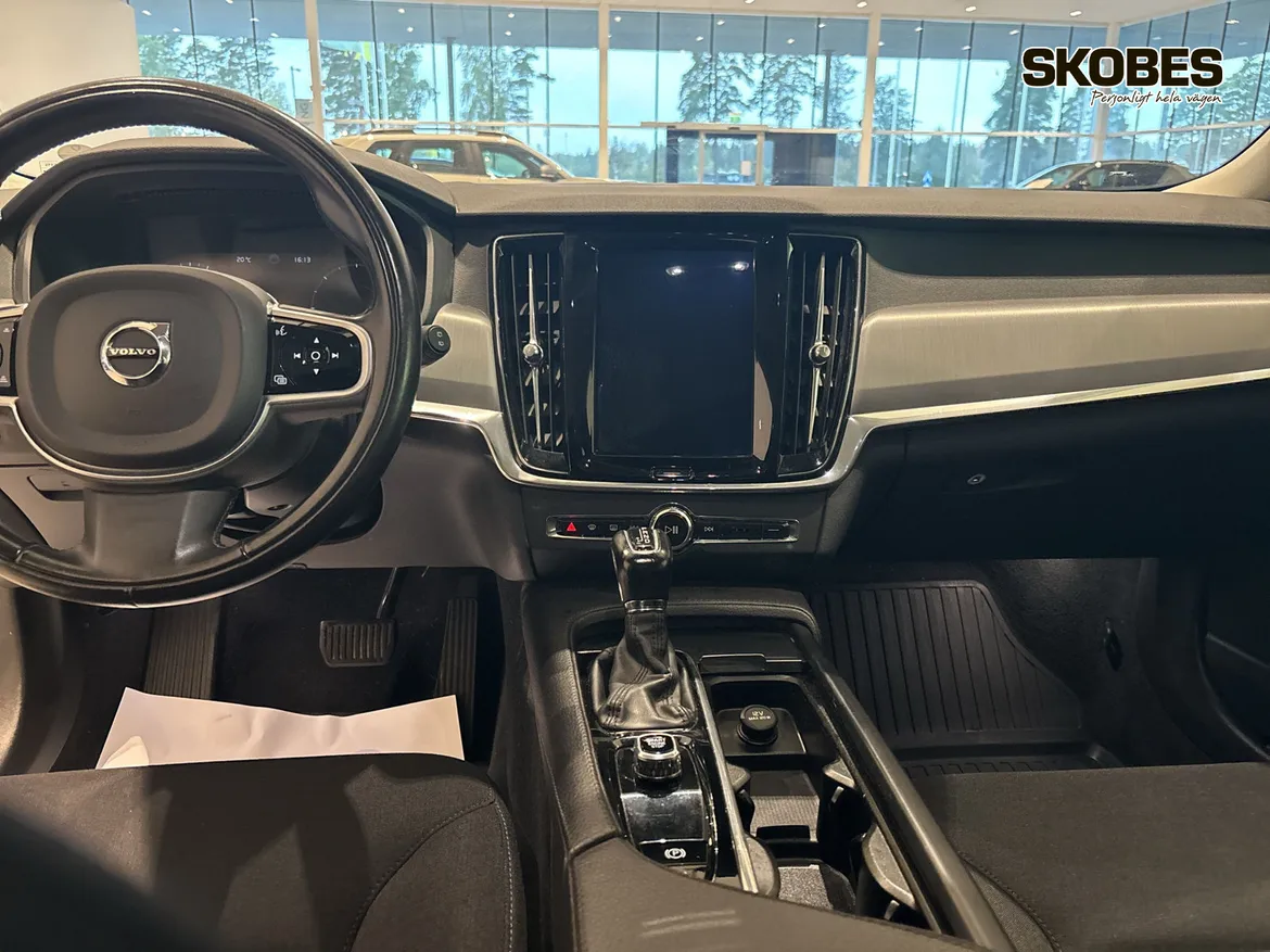 Volvo V90