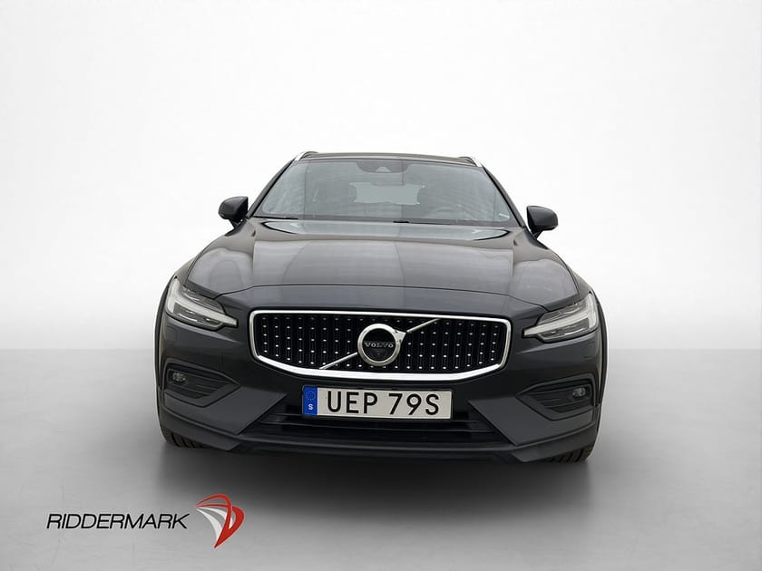 Bild 2 av Volvo V60 Cross Country D4 Polestar Skinn 360° HUD Drag BLIS