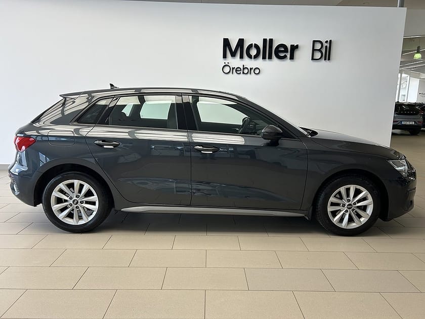 Bild 4 av Audi A3 Sportback 35 TFSI 150hk PROLINE
