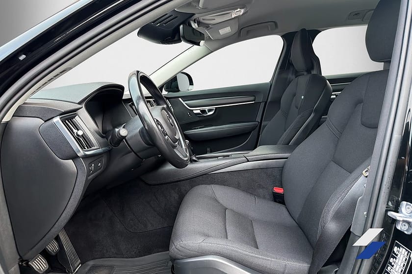 Bild 5 av Volvo V90 Cross Country D4 AWD Business D-värmare SoV-däck