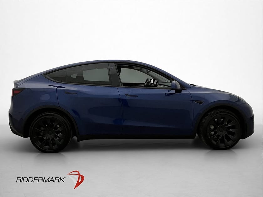 Bild 5 av Tesla Model Y Long Range AWD MOMS SV-Såld Dragkrok 1-brukare