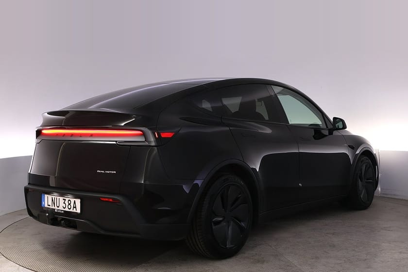 Bild 5 av Tesla Model Y Long Range AWD Uppg. Autopilot Panorama Drag