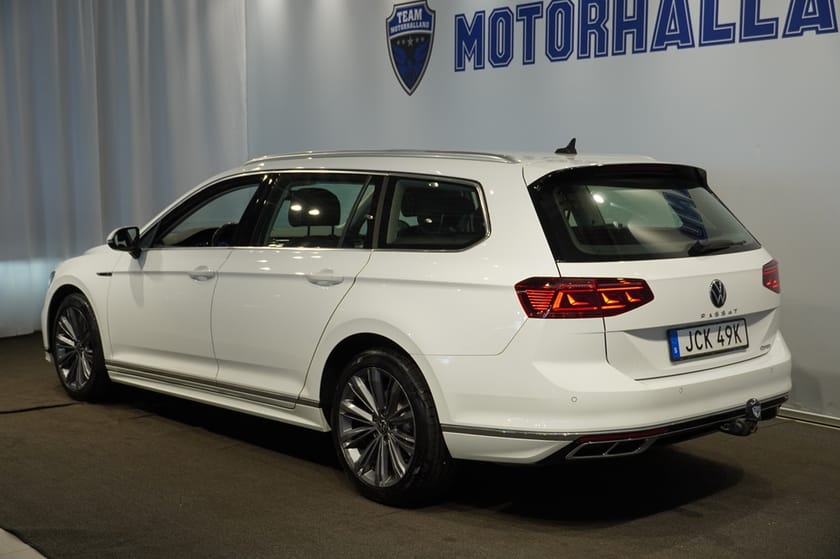 Bild 5 av Volkswagen Passat Sportscombi R-Line 2.0 TDI 4Motion DSG 200hk MOMS DRAG KAMERA