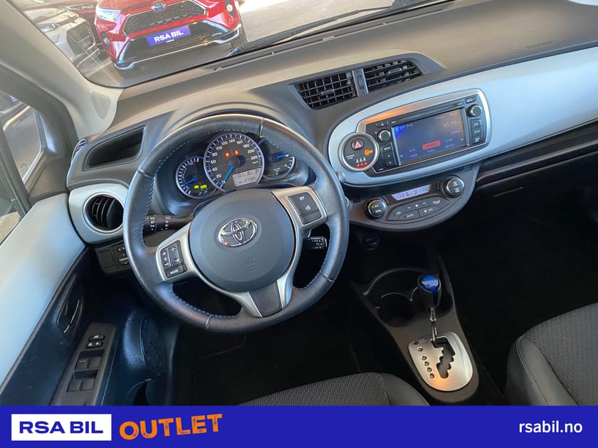 Bilde 4 av Toyota Yaris Hybrid Style Automatgir Ryggekamera 100HK