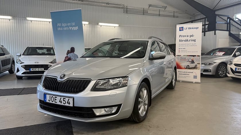 Bild 4 av Škoda Octavia Kombi Skoda 2.0 TDI Manuell, 150hk Ambition, Drag