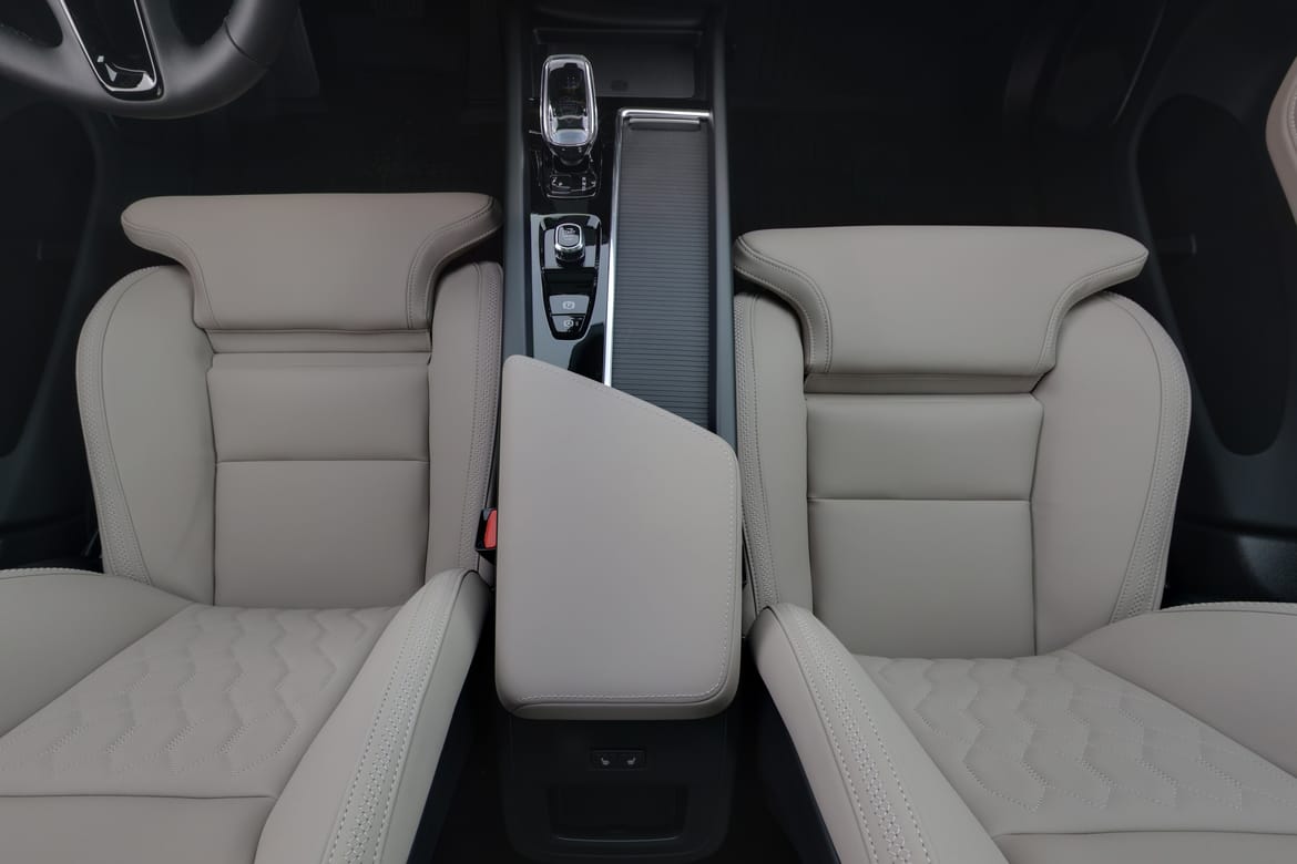 Volvo XC60 2027 - miniatyr 12