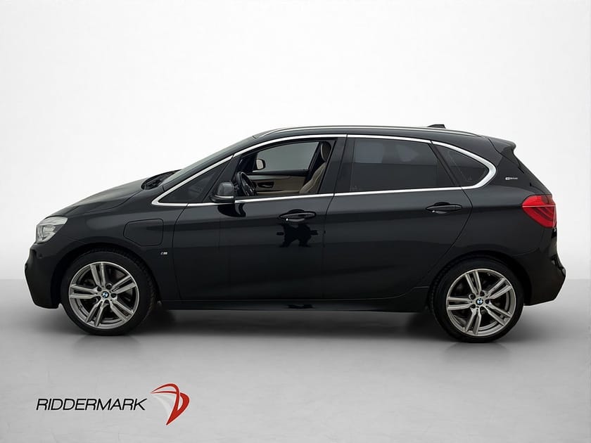 Bild 4 av BMW 225xe Active Tourer 225 xe M Sport Kamera Skinn Rattvärme