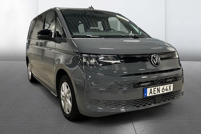 Bild 3 av Volkswagen Multivan eHybrid 1.4 TSI Plus 5-sits Drag Navi Kamera Cockpit MOMS 218hk