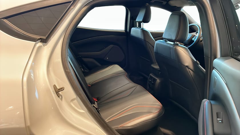 Bild 5 av Ford Mustang Mach-E Long Range AWD