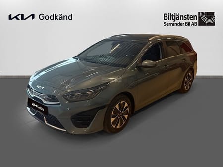 Kia Ceed Sportswagon Plug-in Hybrid SW Action