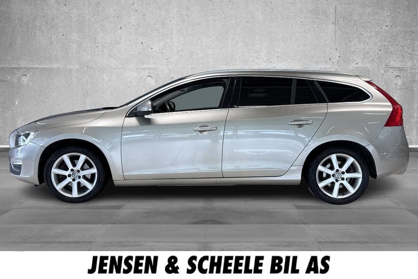 Bilde 4 av Volvo V60 D2 Summum. LAV KM! EN EIER! Ny sevice/regreim