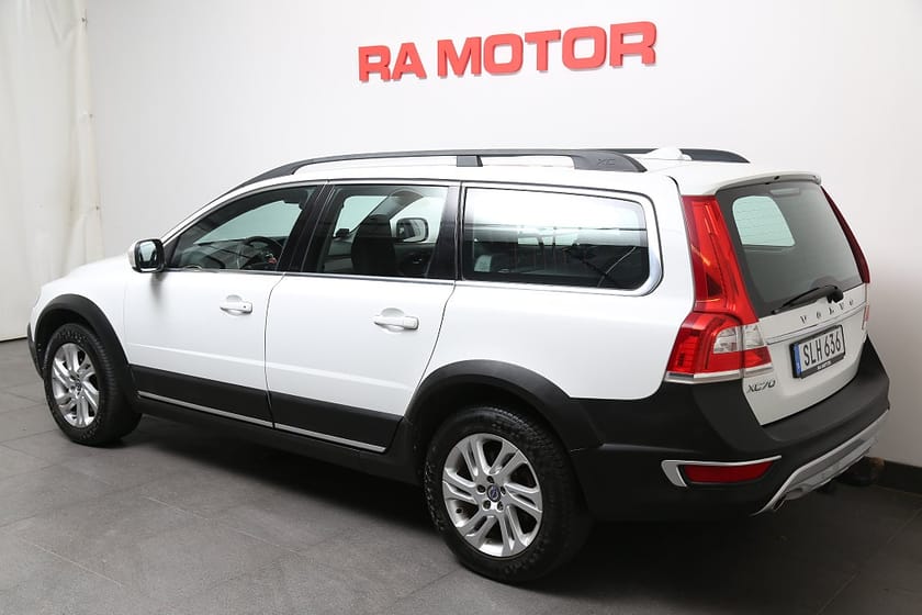 Bild 4 av Volvo XC70 D4 181hk Classic Momentum AWD Aut Elstol Värmare Drag