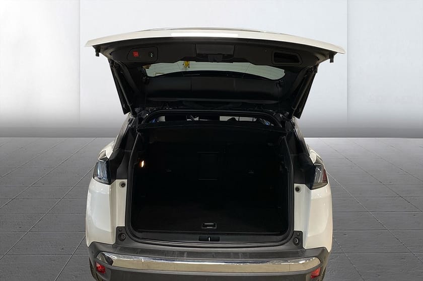 Bild 5 av Peugeot 3008 HYBRID4 300 GT Delläder Cockpit Kamera 300hk