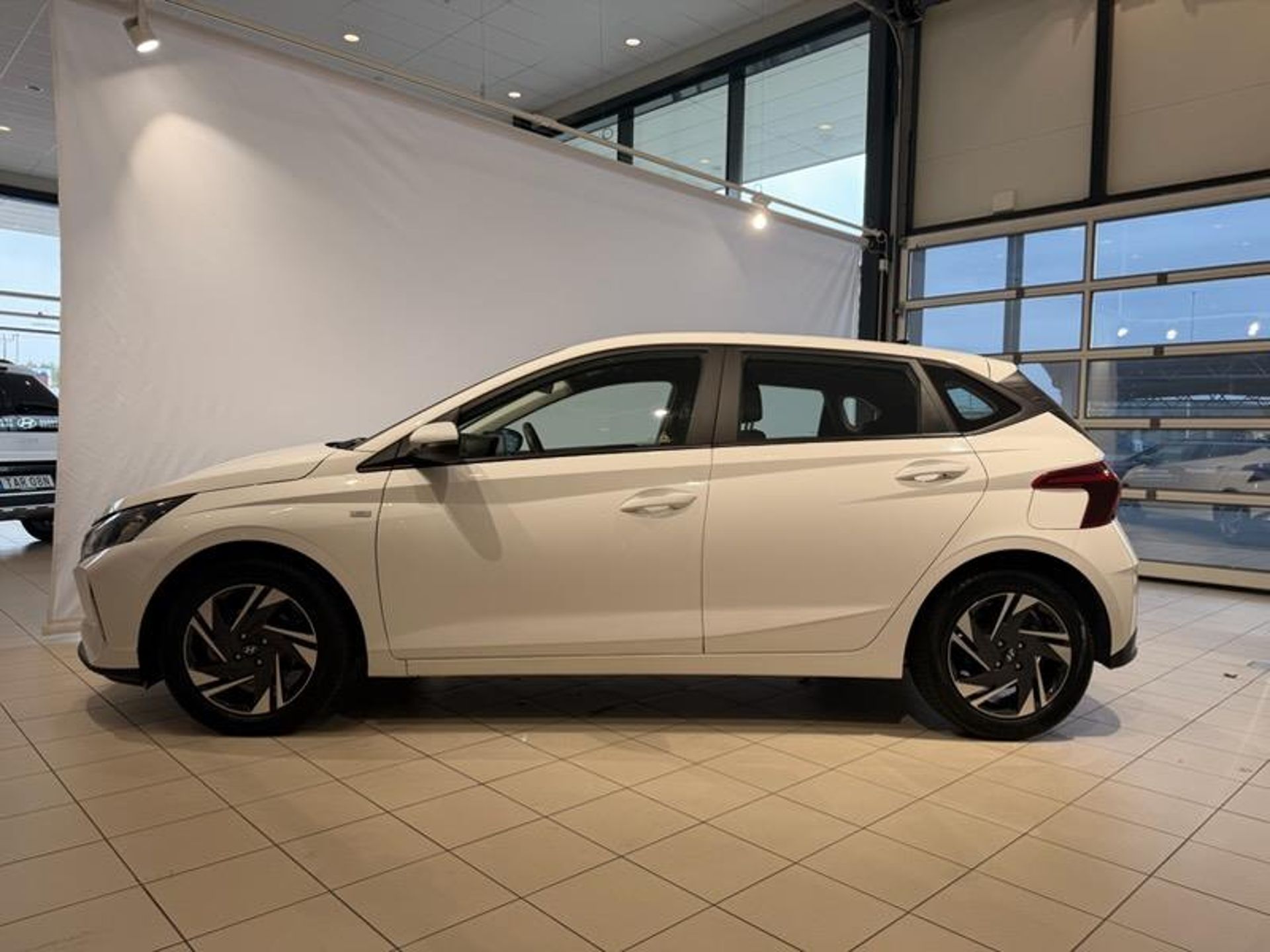 Hyundai i20 1.0 T-GDI 48V-Hybrid 2023, bild 3/10