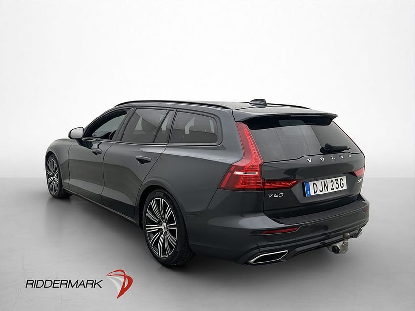 Bild 5 av Volvo V60 D4 AWD R-Design Panorama 360° HuD H/K Drag Läder