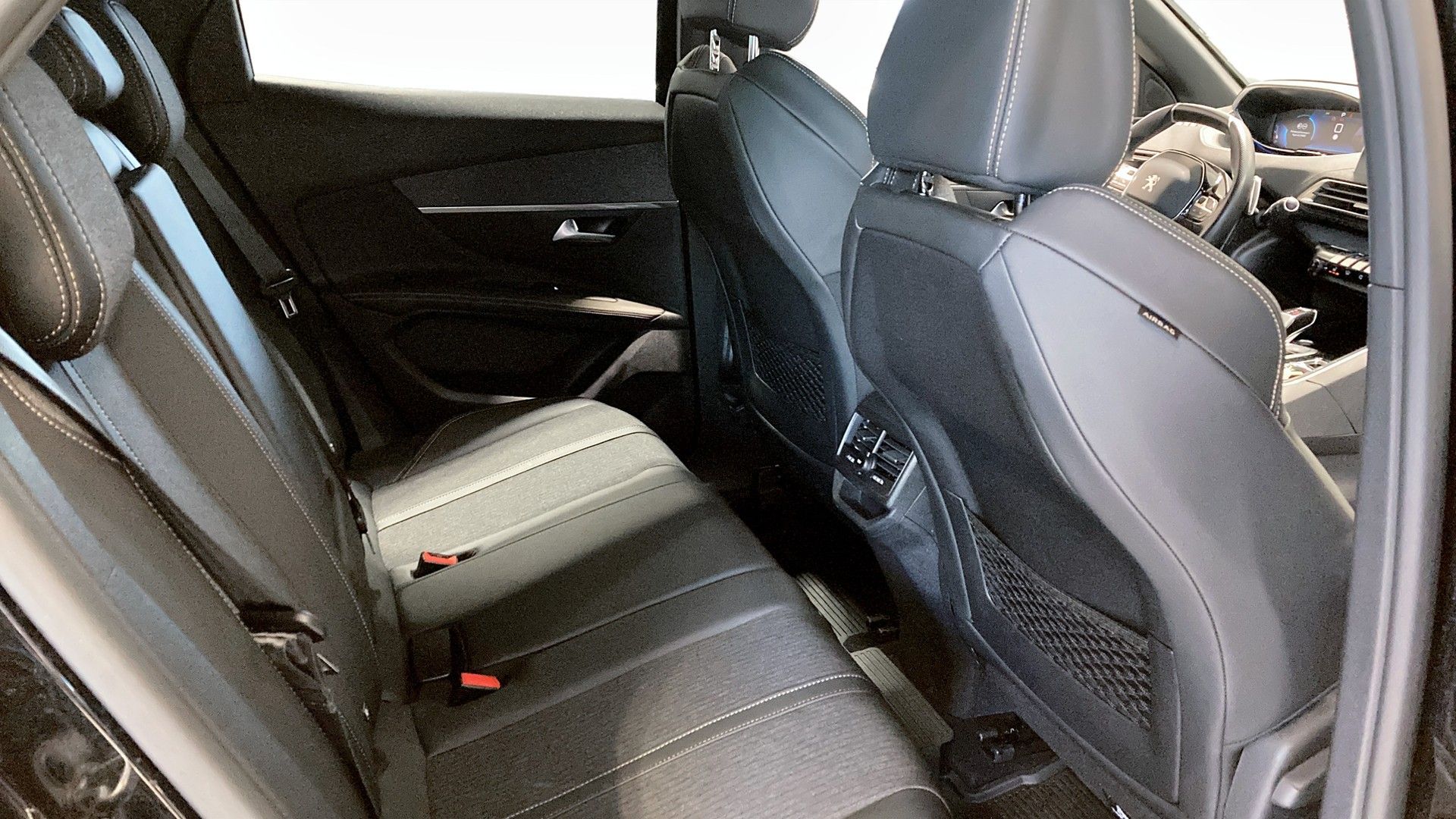 Peugeot 3008 1.2 PureTech 130 2020, bild 5/10