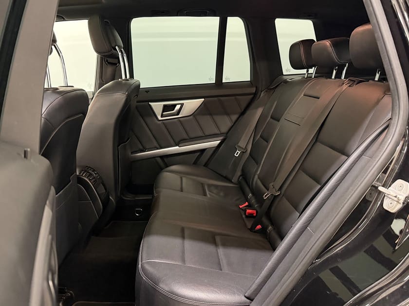Bild 5 av Mercedes-Benz GLK 350 CDI 4MATIC 265hk AMG Line Pano Drag D-Värme H/K