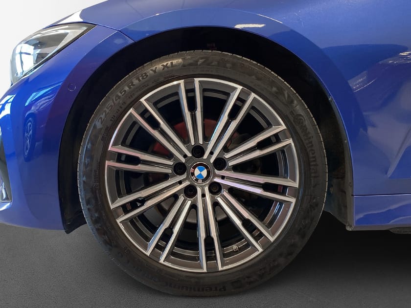Bild 4 av BMW 320d xDrive Sedan M-Sport Drag H&K