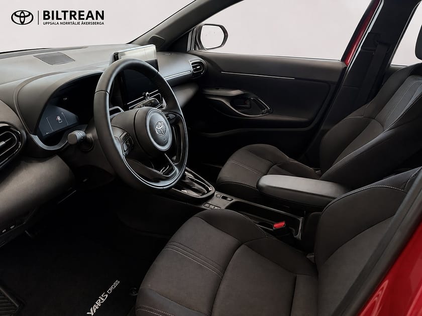 Bild 5 av Toyota Yaris Cross Hybrid 130 VINTERHJUL + SERVICEPAKET – SPARA UPP TILL 33 000 KR