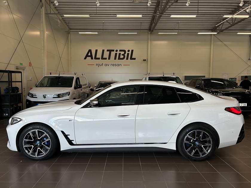 Bild 4 av BMW i4 M50 xDrive Gran Coupé M Sport Navi/Kamera/Drag/P-Klimat/HiFi