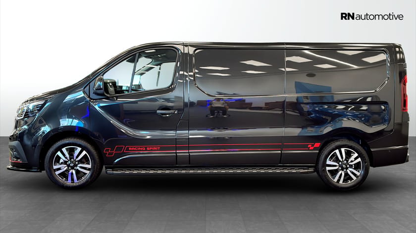 Bild 2 av Renault Trafic Skåpbil L2H1 RACING SPIRIT DCI 170 AUTOMAT BVA9