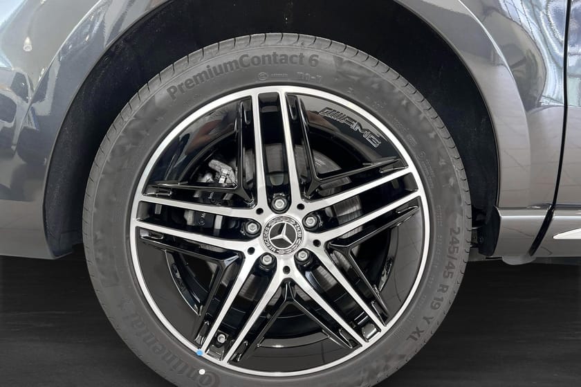 Bild 5 av Mercedes-Benz V 300d 4MATIC 3.2t 300 D LÅNG AVANTGARDE |4X4|VÄLUTRUSTAD|SNABB LEVERANS