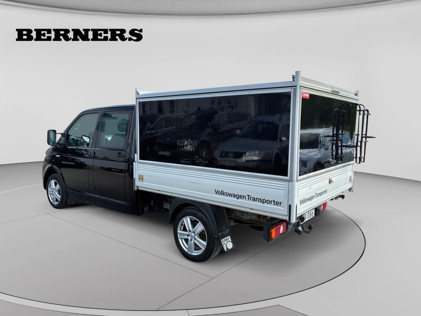 Bild 3 av Volkswagen Transporter Chassi Dubbelhytt Floby skåp 4M AUT