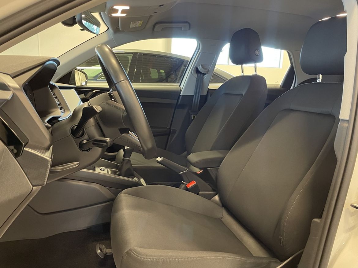 Audi Audi A1 Sportback 30 TFSI — bild 6