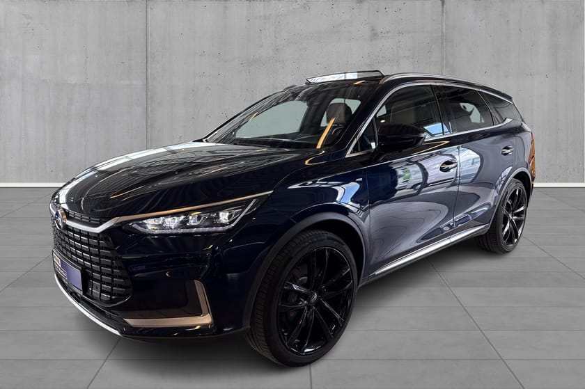 Bilde 3 av BYD Tang EV AWD 4x4 Excecutive Hengerfeste 360kamera  Navi+++