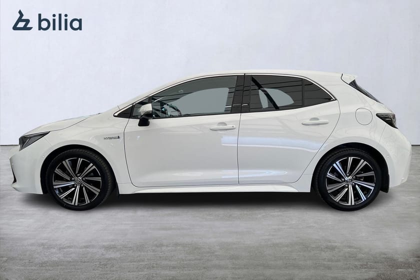 Bild 3 av Toyota Corolla Hybrid 1,8 5D STYLE TEKNIKPAKET SPI MOTORVÄRMARE VINTERHJUL