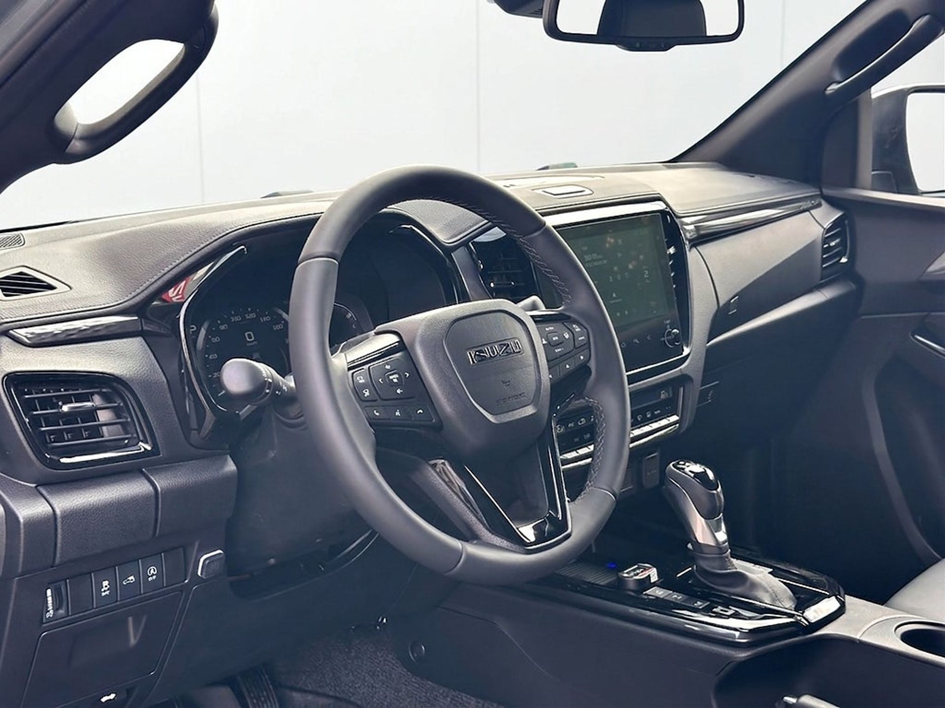 Isuzu D-max XRX 2.2 AT8 CNG Facelift 2026, bild 7/10